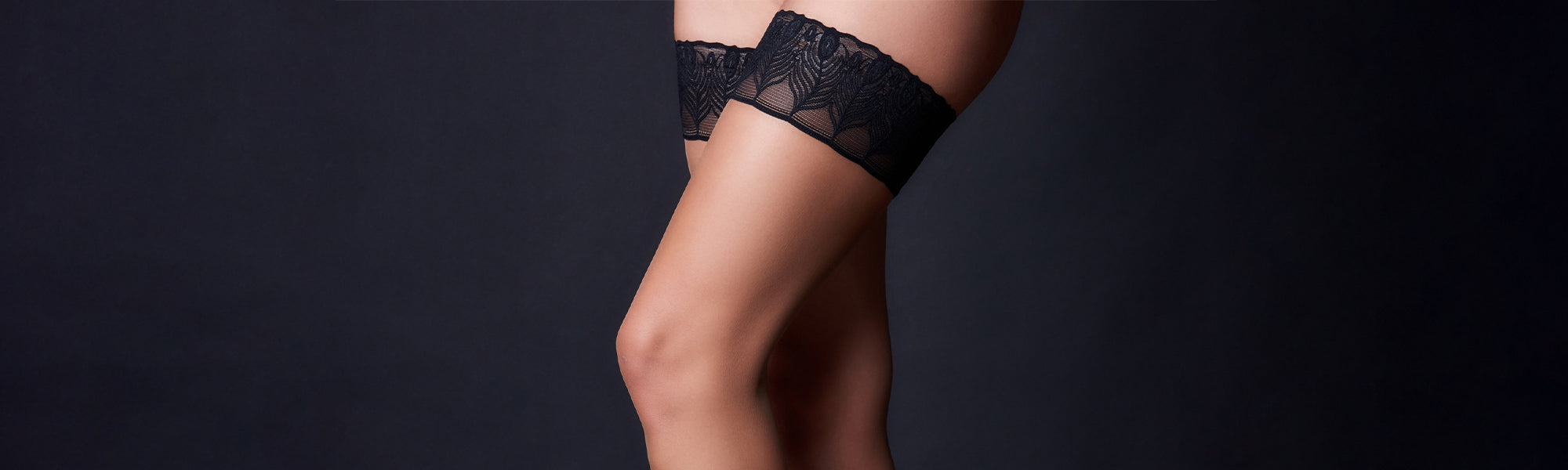 WOLFORD Velvet de Luxe 50 denier stay-up stockings